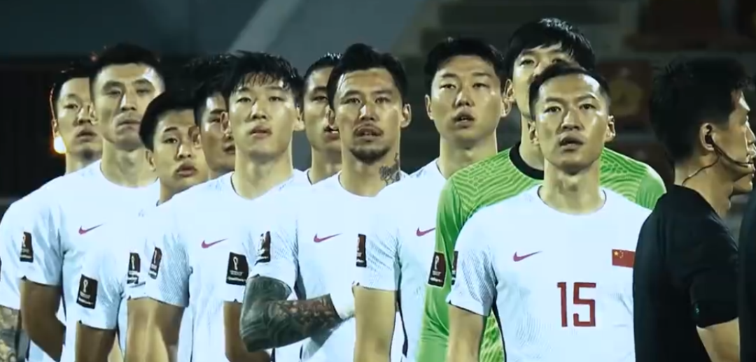 中国足球队排名_俱乐部球队排名中国_十年前中国u19足球队名单