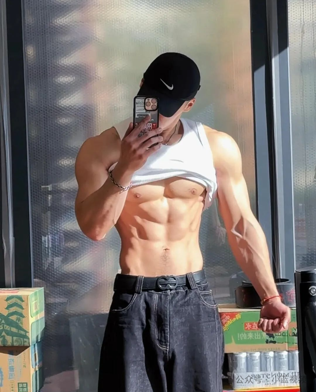 182cm北京黑皮腹肌健身私教