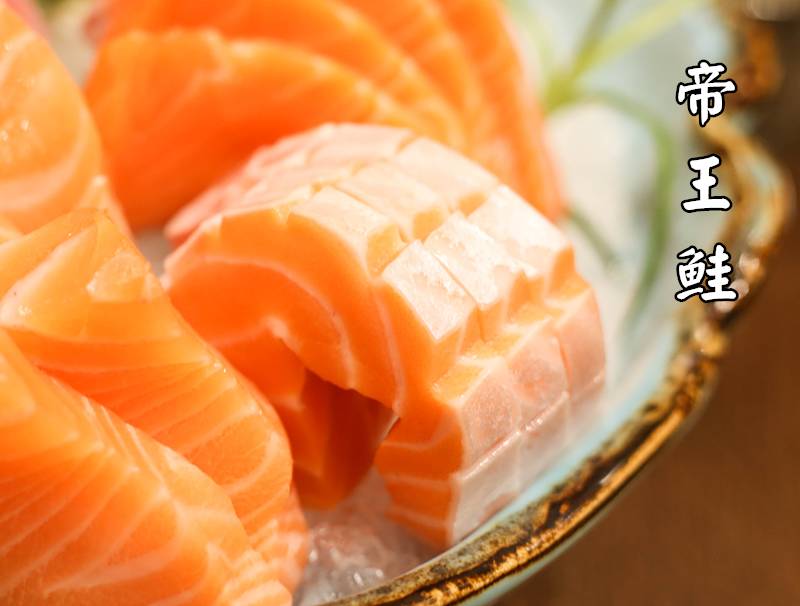 这家店就是ta ▲ 吃帝王鲑鱼你可以同时吃到 肥美的鱼腩和 层次分明