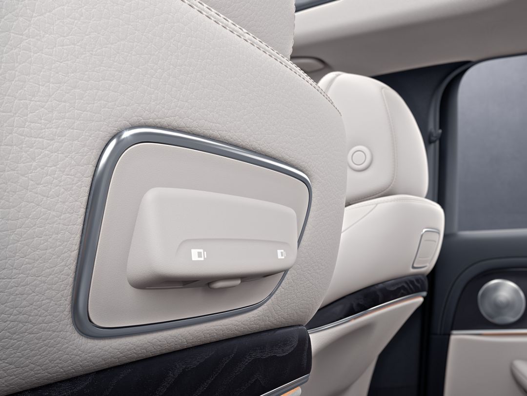 智者，大(dà)成丨新款梅賽德斯-奔馳E級車煥“芯”上市 再領豪華行政座駕典範(圖26)