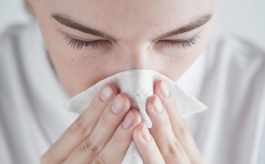 流脓鼻涕可能患有肥厚性鼻炎