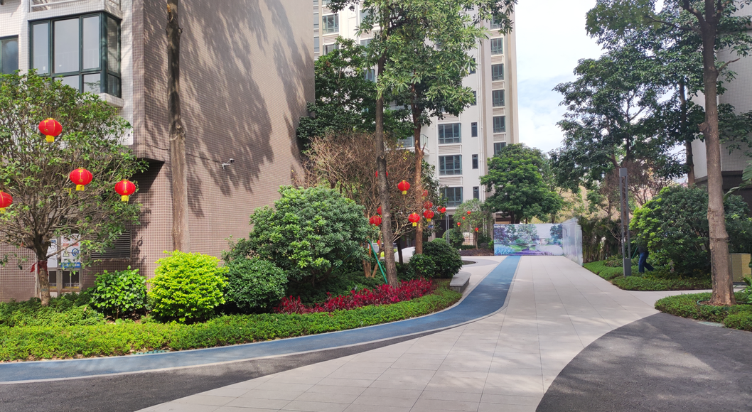 海珠十年烂尾楼【海珠湖景峰】开售，5.2万/平