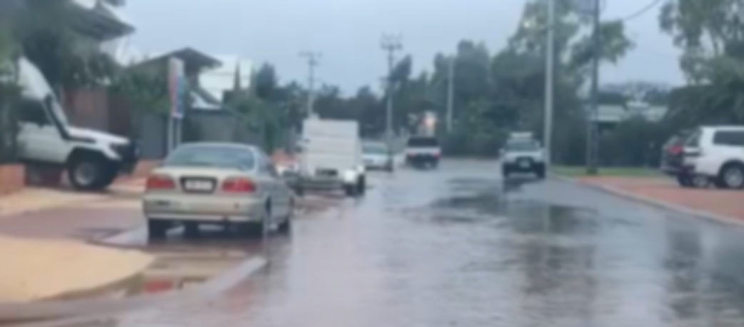 天气警报拉响！珀斯遭狂风暴雨席卷，Exmouth被洪水淹没，多路段受影响（图/视频） - 2