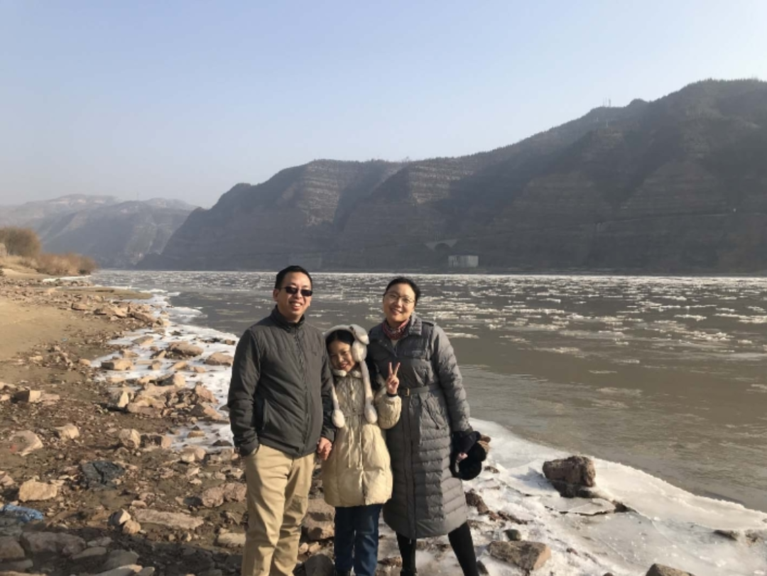 为了1240公里外的90多个孩子，他从长江奔向黄河......■为了1240公里外的90多个孩子，他从长江奔向黄河......