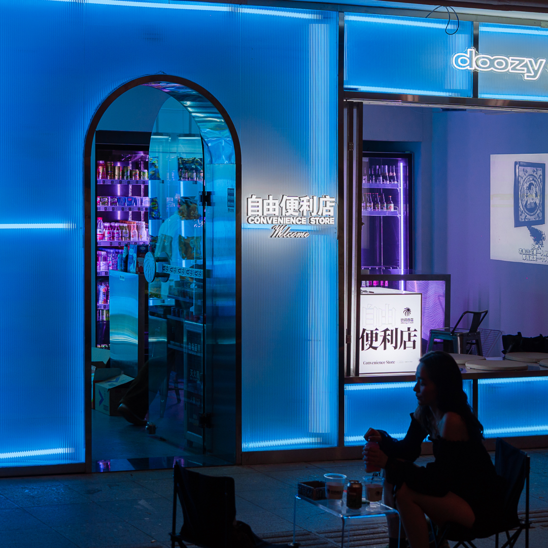 ɳ���¿�һ���ܿ��ݳ��ı����꣬�����׼ң���ӭ������