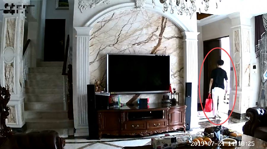 江阴家政人员沉迷网络赌博输钱 将“贼手”伸向雇主