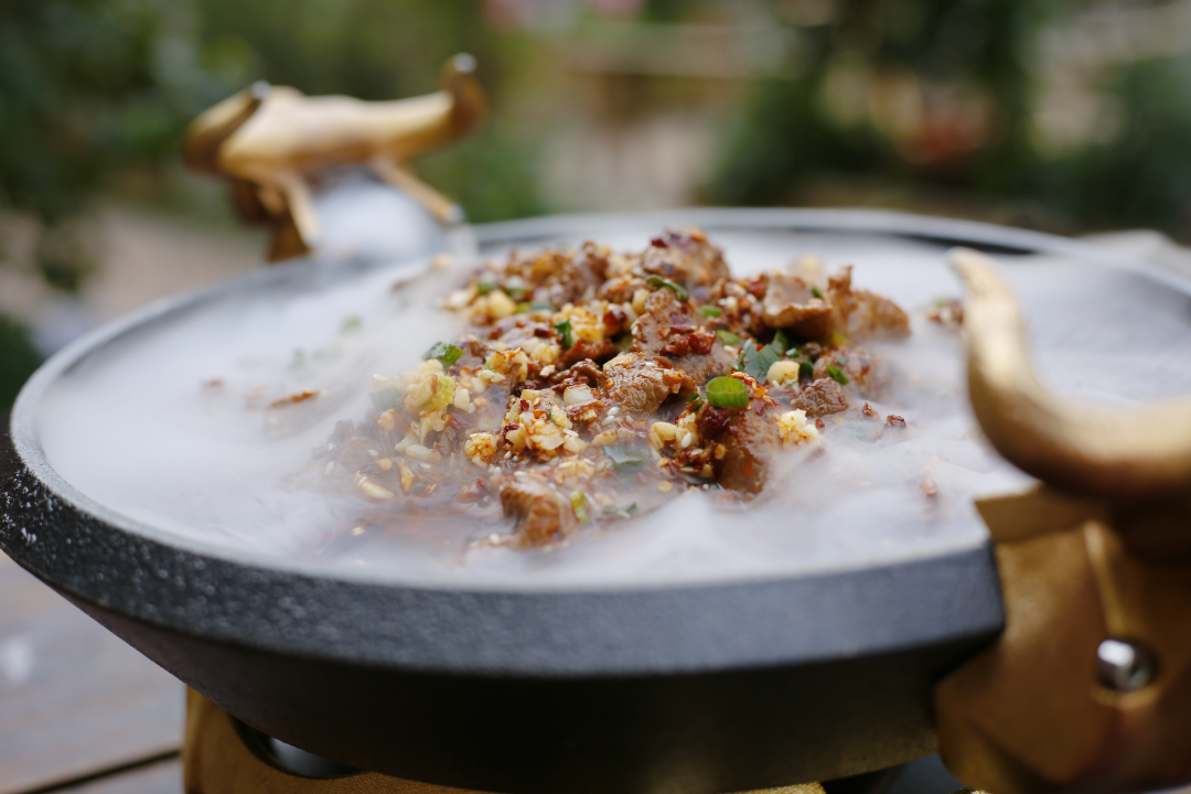 六点过了，吃饭先