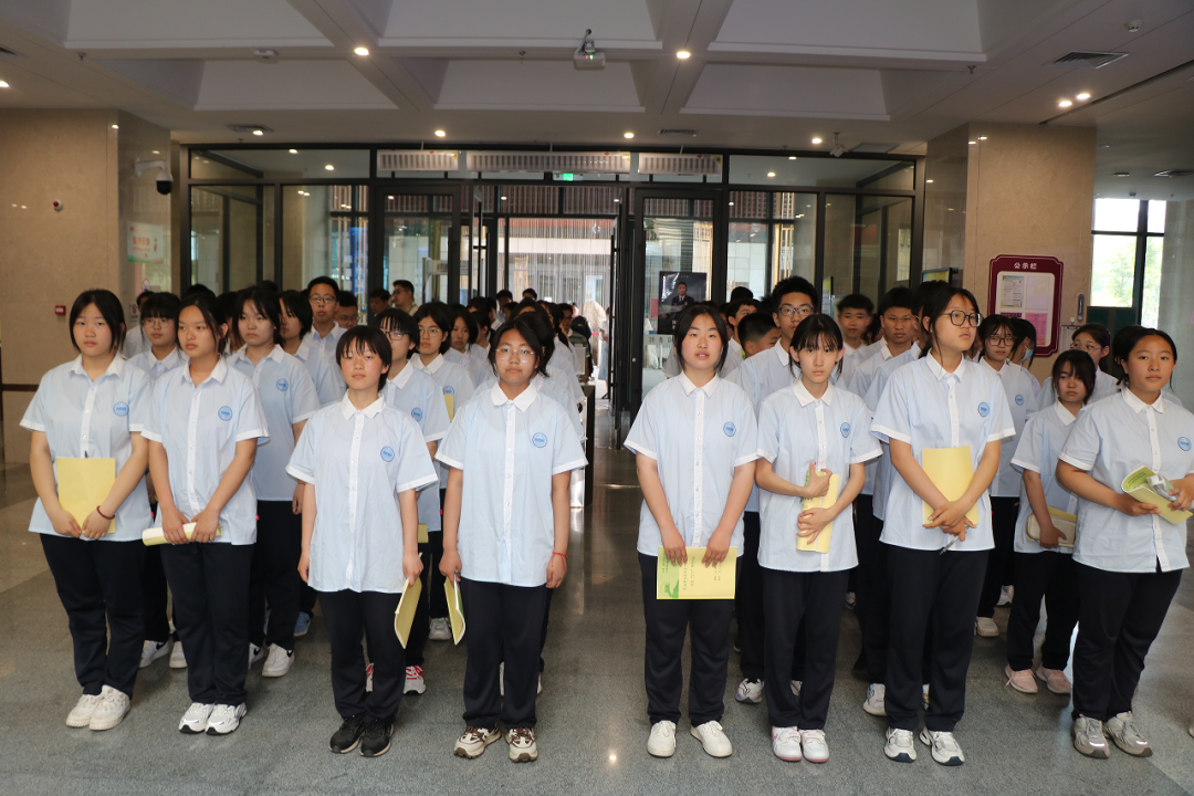 第一初级中学:进阶知识殿堂 共品悦读馨香——长清