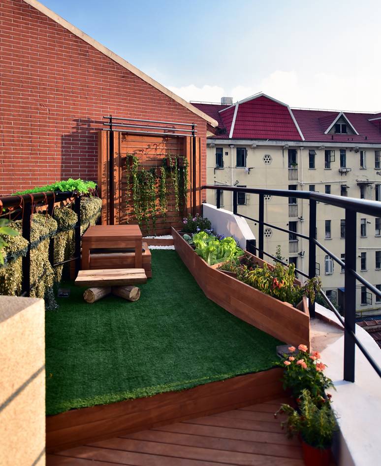 梦想改造家|王平仲:拆分三角空间畸形纸片屋变花园