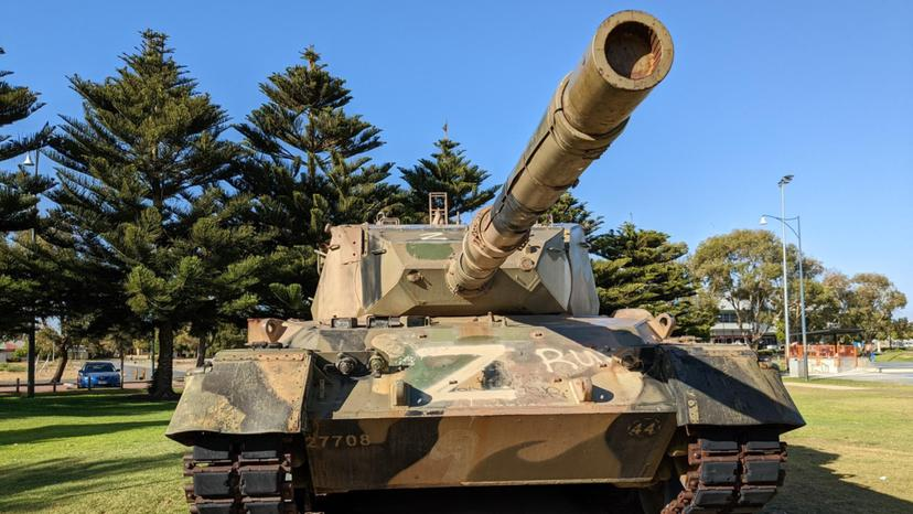 珀斯纪念馆发生破坏行为，一辆坦克遭亲俄份子涂鸦，当局抨击：这是对军人极不尊重（组图） - 4