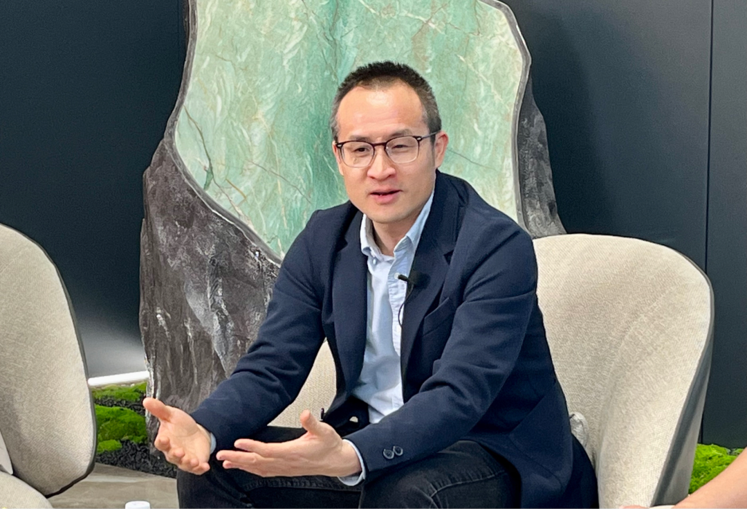 老牛对话区波成×安东：通利连纹美学馆，为什么是行业“天花板”？(图6)