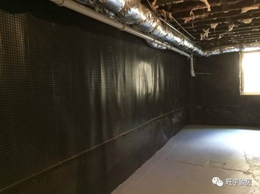 地下室漏水 房东网