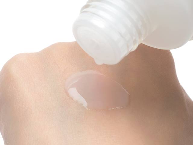 美肤水化妆品是正品吗_水美人化妆城怎么样_化妆水健康水