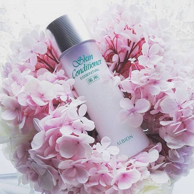 美肤水化妆品是正品吗_水美人化妆城怎么样_化妆水健康水