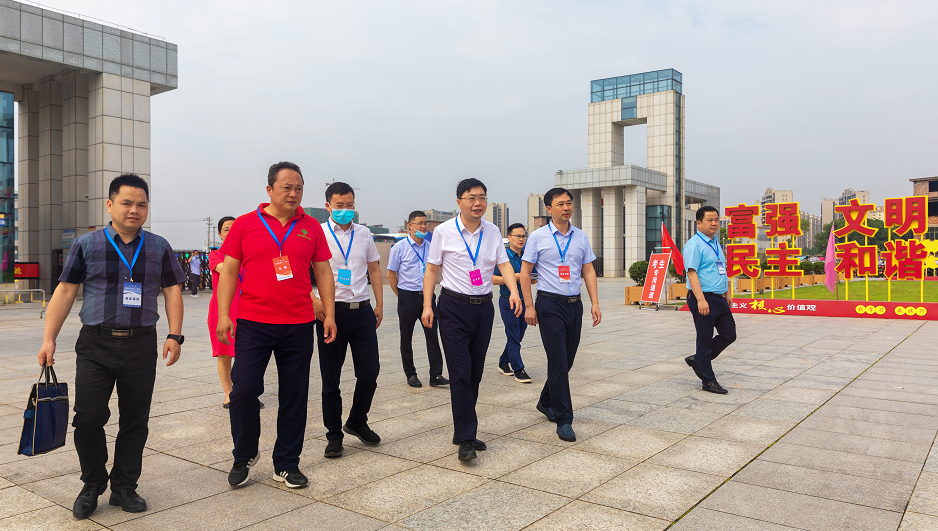 县委书记郑军平巡视高考工作-永新县人民政府网