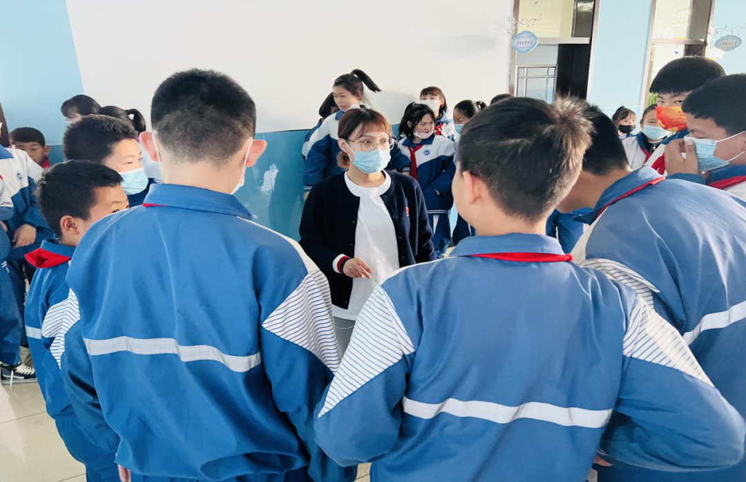 学校动态回民小学进行安全隐患排查