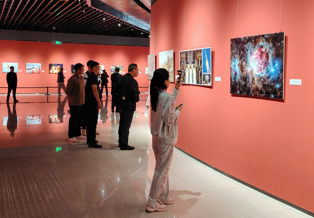 “新时代全国摄影精品巡展”走进兴安盟 第9张