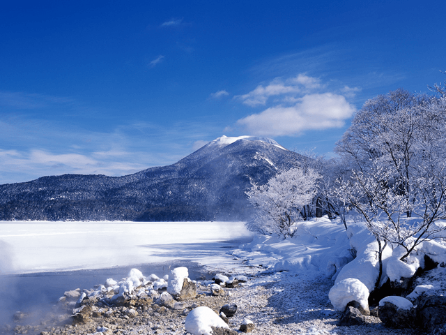不是东京大阪！这个浪漫雪国，一到冬天就美成童话