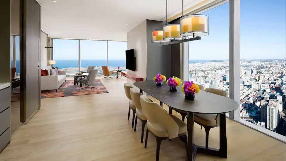 一半大海，一半旷野！这个藏着秘境的小众海岛，不仅直飞1.5h，最重要的是它免签！