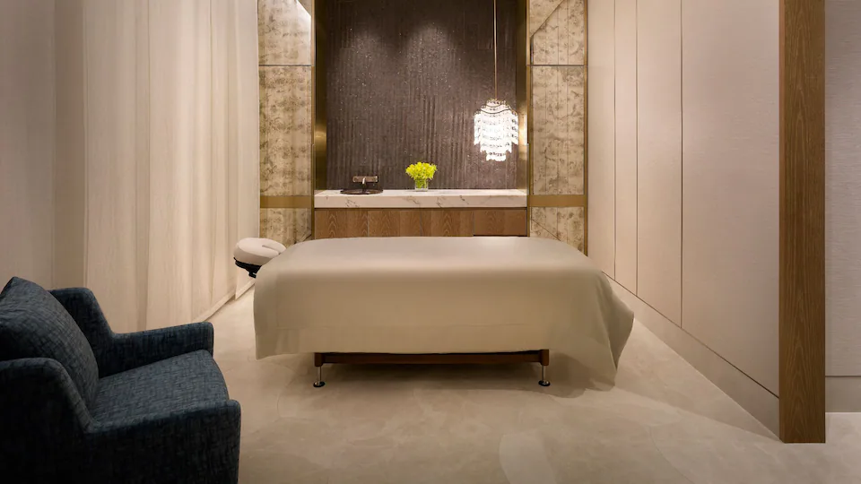 一半大海，一半旷野！这个藏着秘境的小众海岛，不仅直飞1.5h，最重要的是它免签！