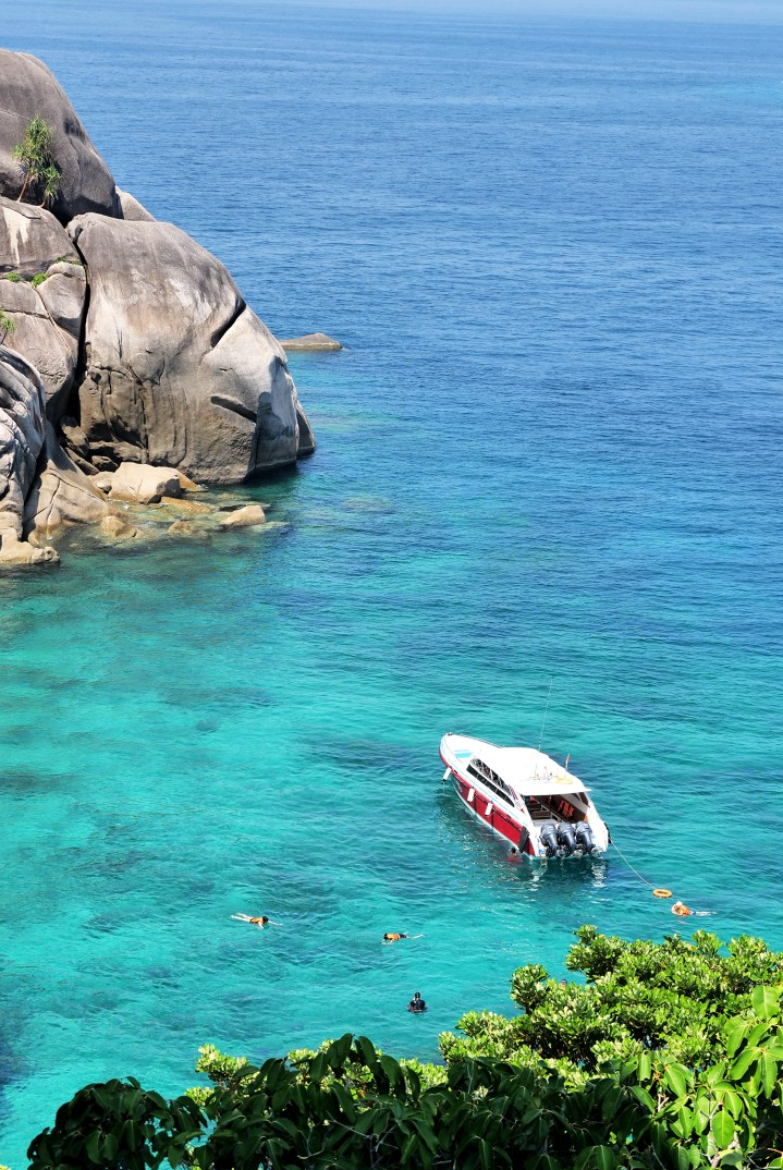 免签!+直飞!海水不输马代，这个1年仅开放6个月的低调海岛，即将爆火！