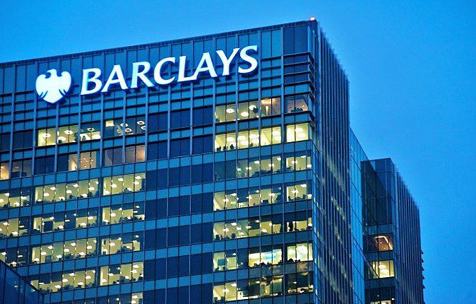 下调目标价至133美元！Barclays分析师：需求不足，经济复苏替代效应，致Apple，Services估值“存在风险”