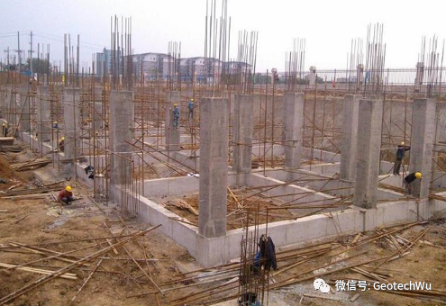 岩土工程设计与施工---天然地基上的浅基础和基础下的应力分布[Shallow Foundation] (C5)的图2