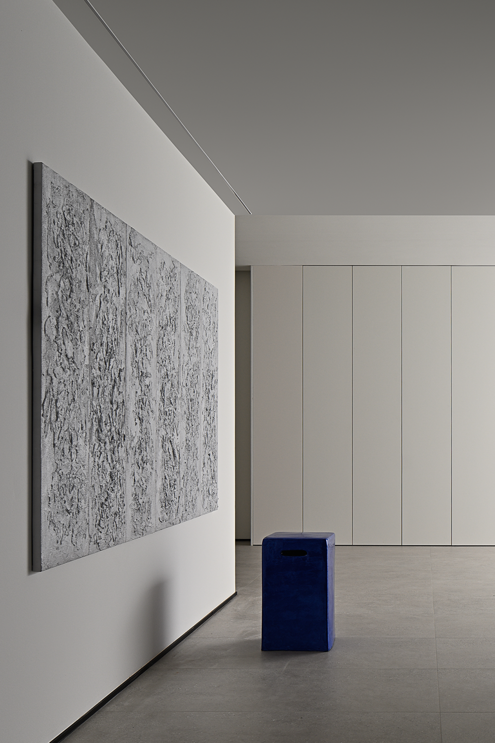 创美致简|现代极简，追着光的家！