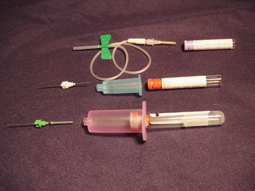 怎么用采血器采血血液学必知之采血器械和常用采血部位_https://www.jmylbn.com_新闻资讯_第4张