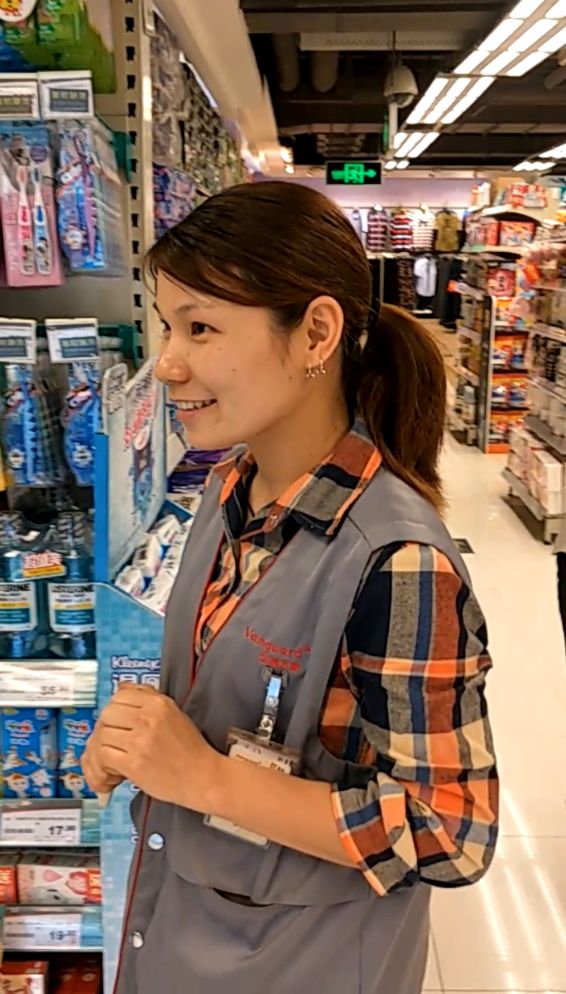 贝贝上扬NVR儿童No.1，与华润万家携手共进