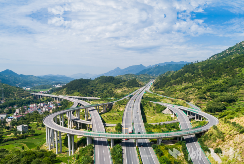 （0326改）麻城，向上！.docx