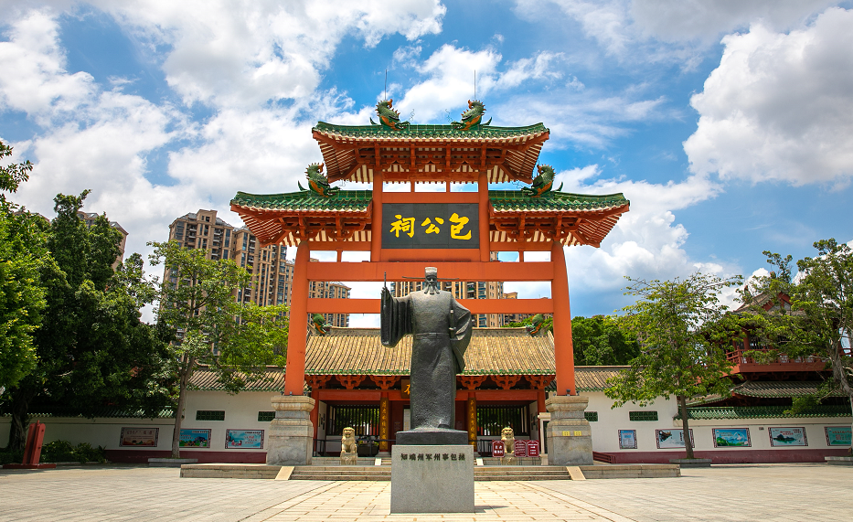 包公祠 梁亮 摄△阅江楼 西江日报记者 曹笑 摄肇庆还以广佛肇高速