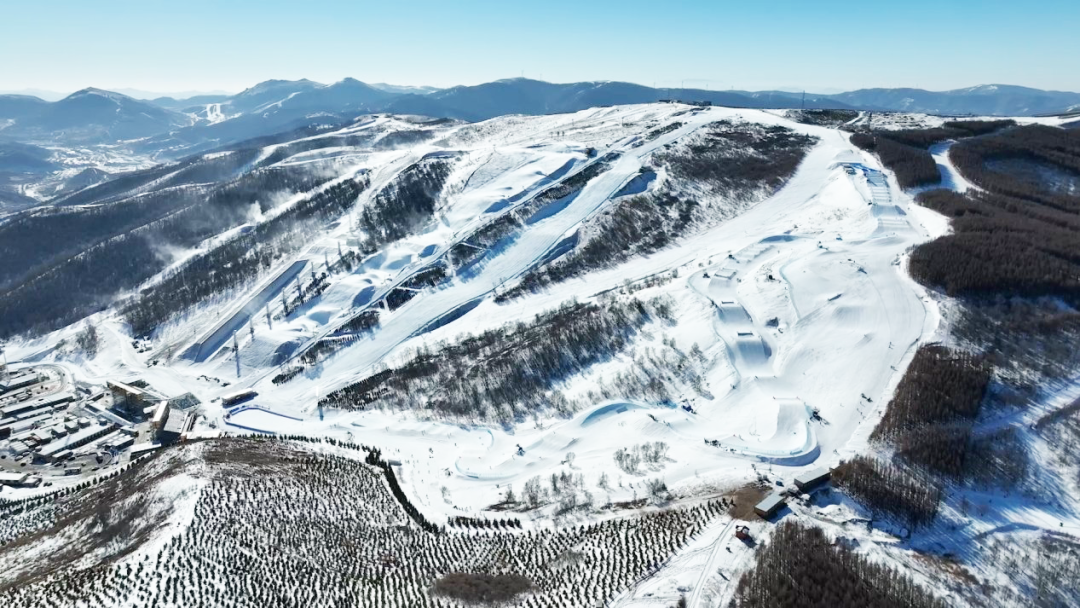 云顶滑雪公园临时建筑满足90冬奥功能天寒似北极团队聚力攻坚克难