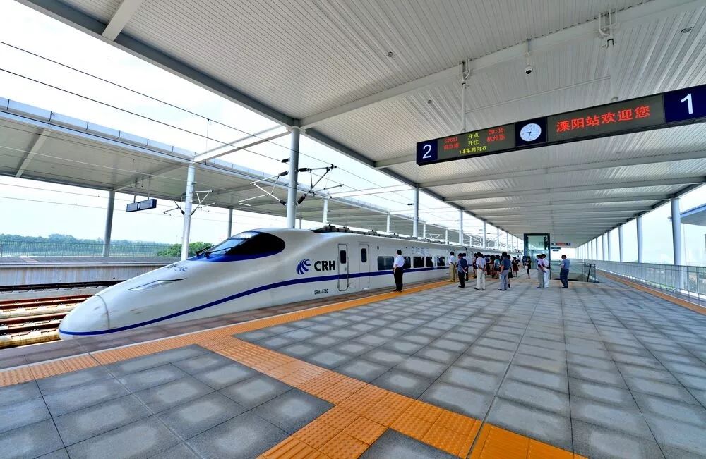 上海高铁到苏州多长时间_上海到苏州高铁列车_苏州到上海高铁