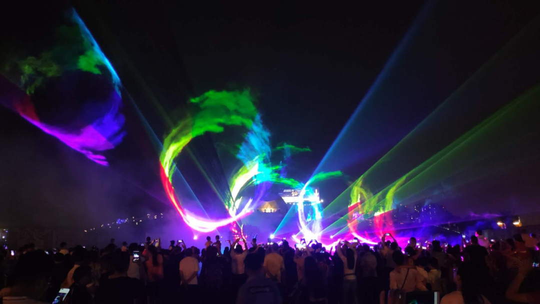 非遗焰火北极天幕萤火虫秘境淄博花间小筑首次开夜