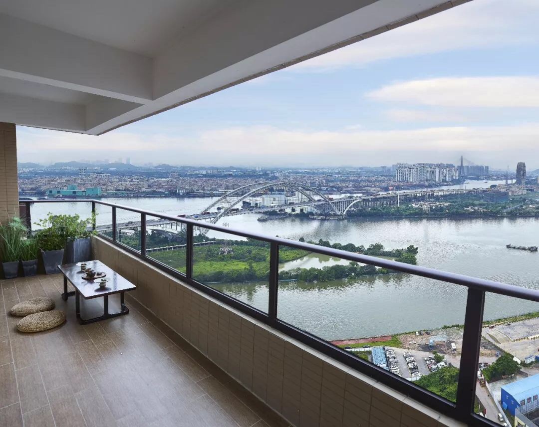 金融街融御，广州海珠区广纸新城，南向江景大宅，实用率100%