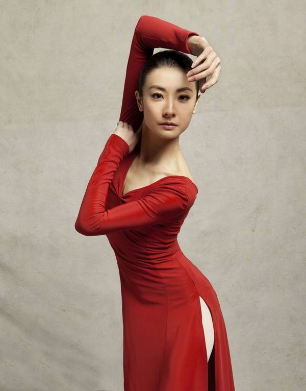 的美丽 叹服于她的才华 最后沦陷于她由内而外的优雅 芭蕾皇后谭元元