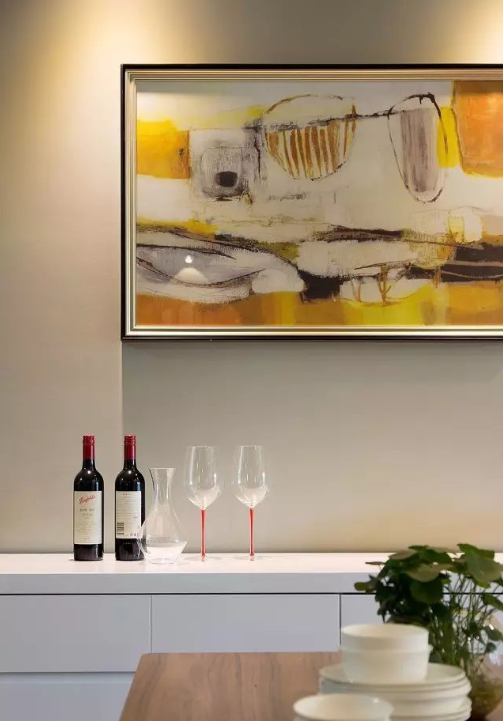 112㎡现代简约风格，灵动清新，干净利落