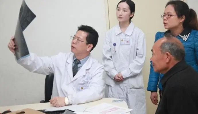 前列腺机器怎么治疗风靡世界的“外科手术之王”，是如何治疗前列腺癌的？_https://www.jmylbn.com_新闻资讯_第4张