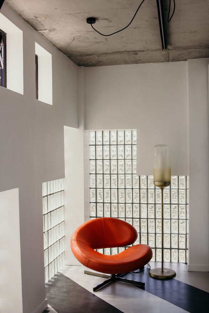 40平米的loft外墙都是玻璃砖真是好看又好用的小户型