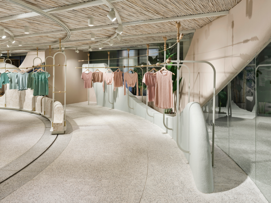 服装店也是品牌展厅，时尚陈列设计新趋势(图19)