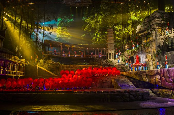 草根网红餐厅简史_凤凰古城网红餐厅_2017广州网红餐厅