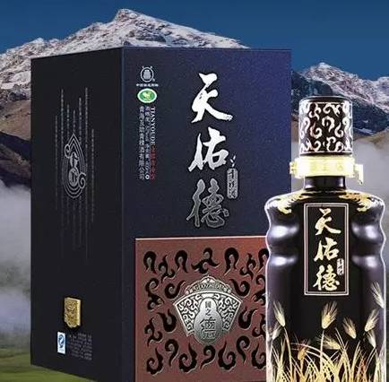 天佑德青稞酒通过收购中酒网电子商务平台与现有的线下营销渠道形成