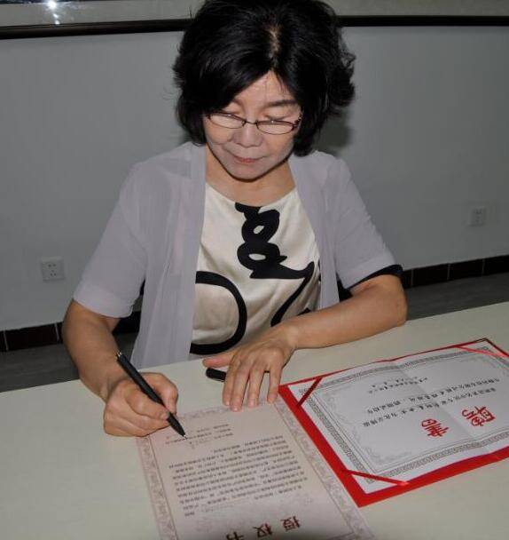 知名耳鼻喉专家刘树春教授研发的金源秀美鼻部舒缓膏即将上市!