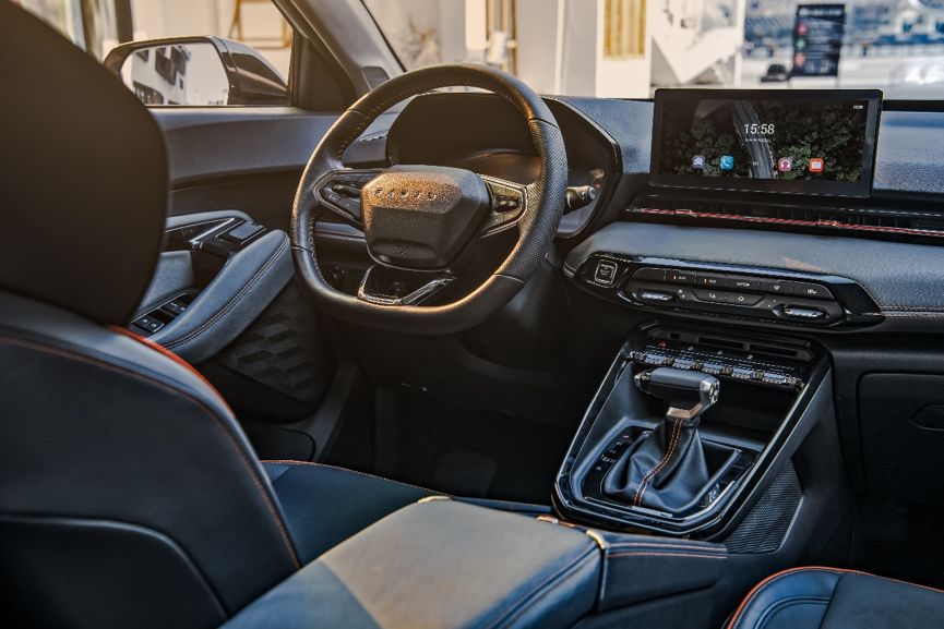 新寶駿RS-3上市，售7.18萬-8.98萬元，智能網聯是亮點 汽車 第7張