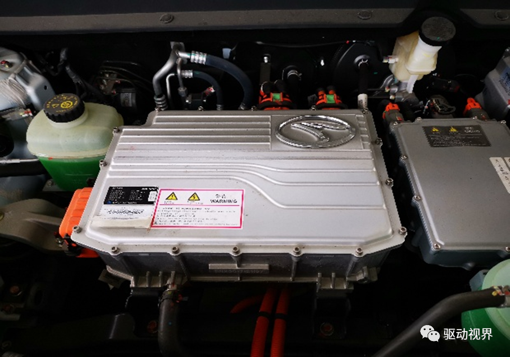 新能源電動汽車電動汽車驅動電機控制器結構與功能的圖1