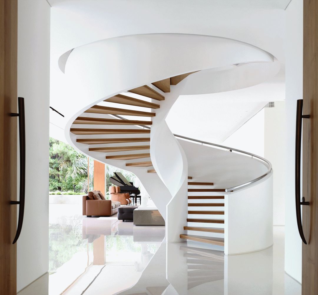 ֱ�л����裬˭������ס��