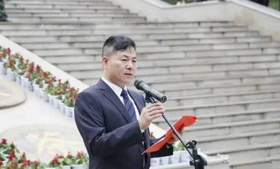 反复告诉你黑茶的人，一定是非常想帮助你的人