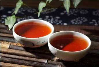 黑茶就是一把伞，不怕做了没用，就怕想做时，没有来得及!