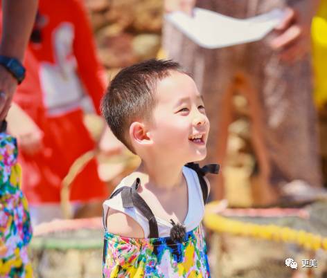 脾气火爆的山鸡哥,是怎么教育出jasper这样的小暖男的?